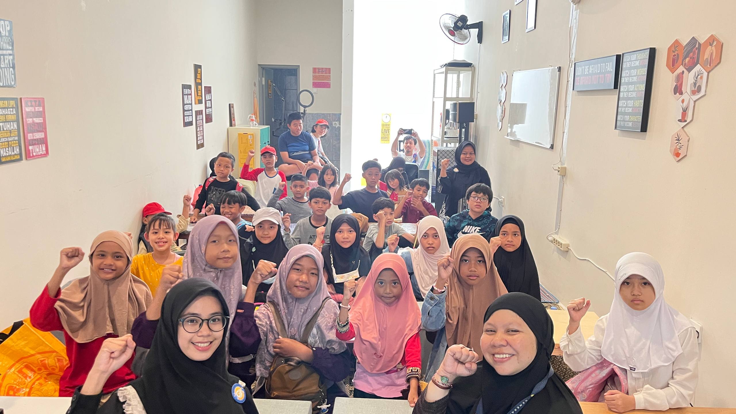 Kreativitas dan Cerita Seru dalam Empat Panel